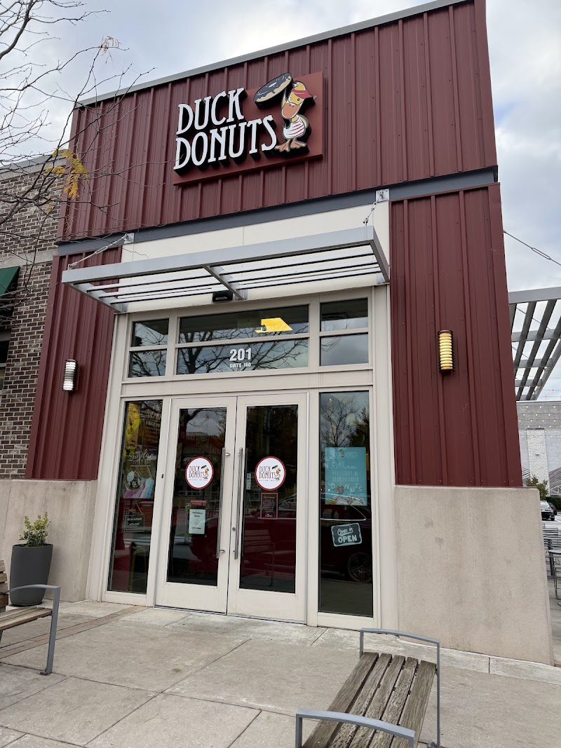 Duck Donuts in Philadelphia, specialty coffee cafe