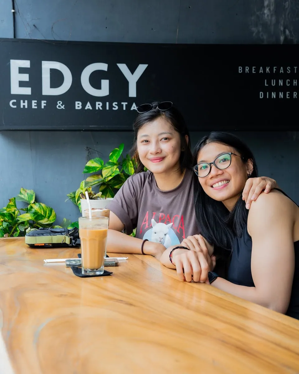 EDGY CHEF CAFE & DINER (via instagram)