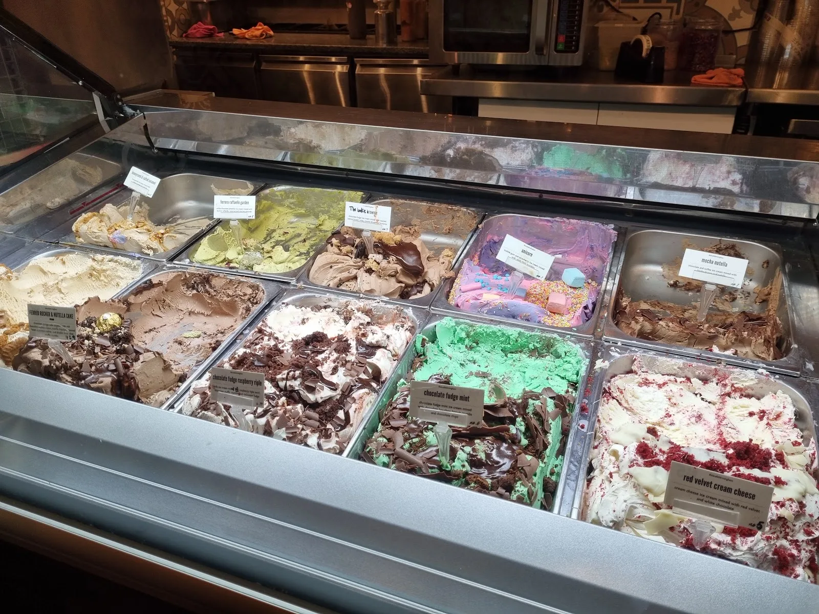 EIS CAFE