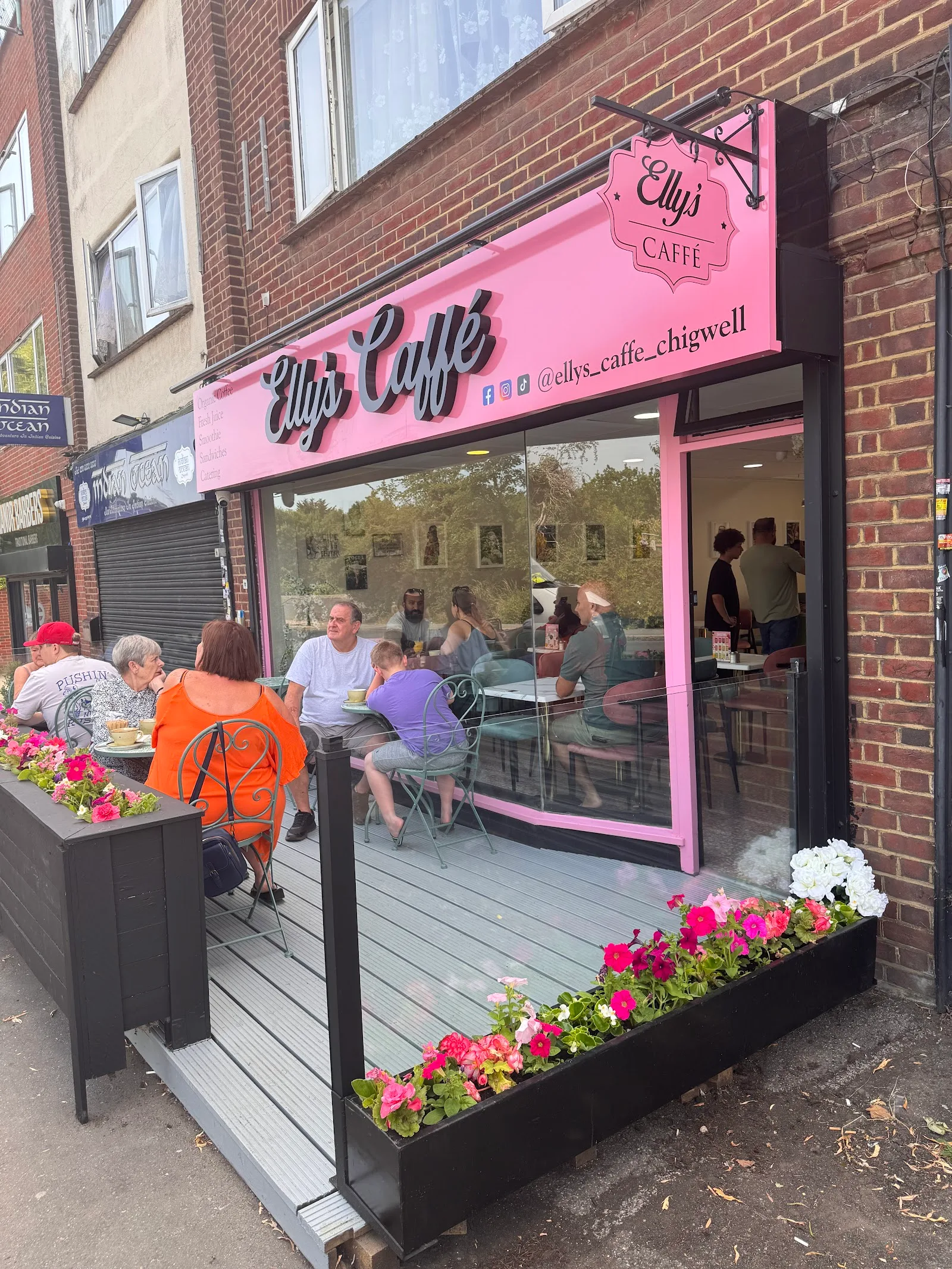 Elly's Cafe in London, specialty coffee cafe