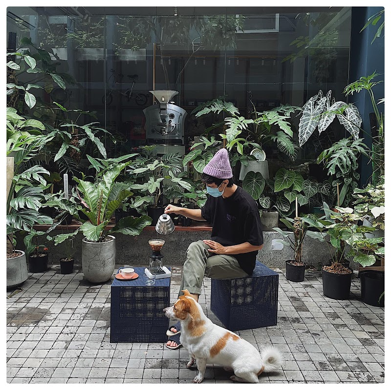 Every Half in Ho Chi Minh City, specialty coffee cafe