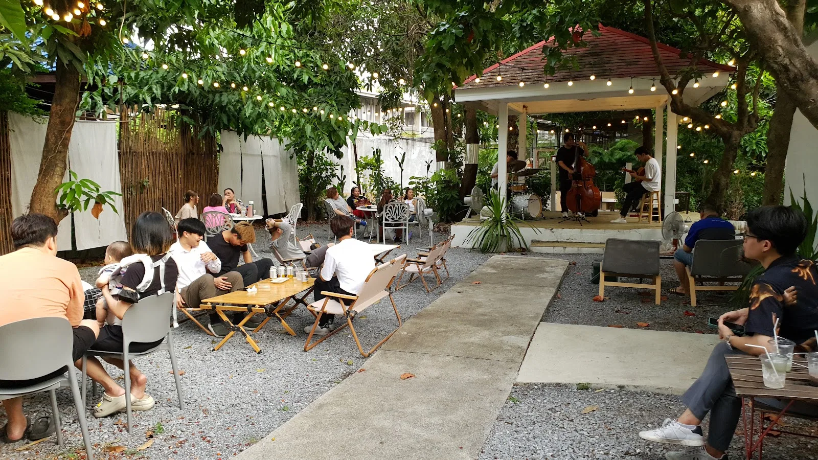 Farm to Cup :Specialty Coffee&Art space in Bangkok, specialty coffee cafe