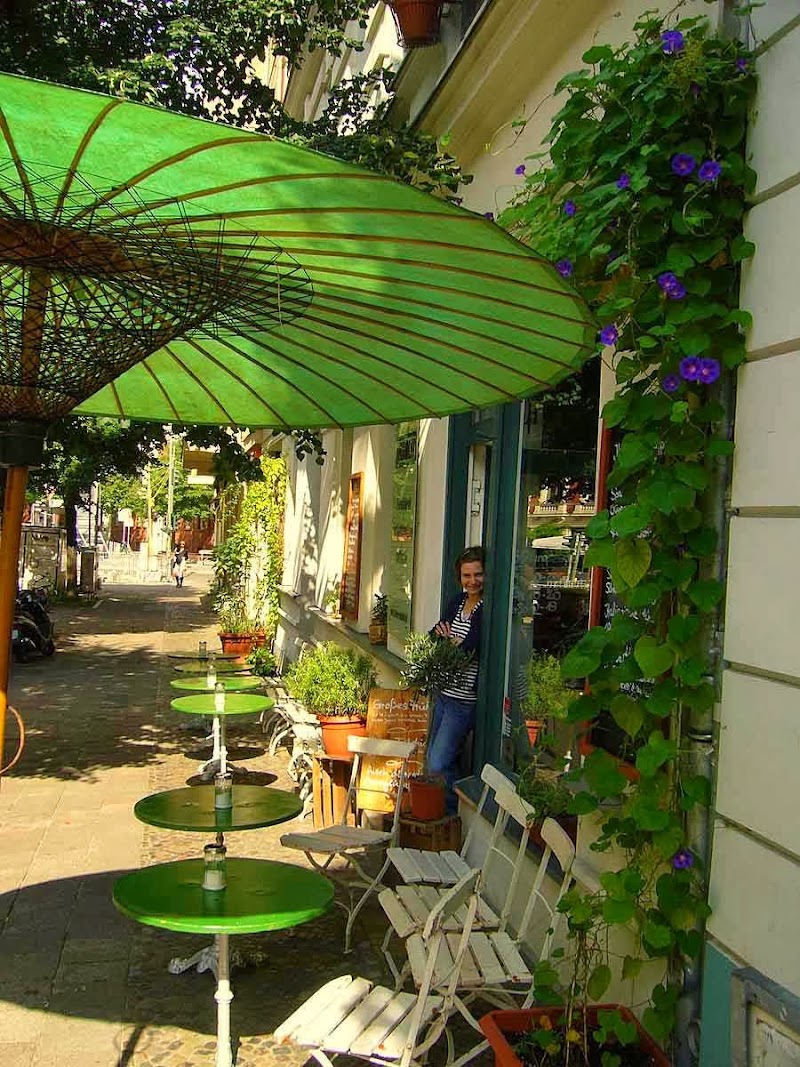 Firstcrack Coffee Roasters & Cafe Pakolat Berlin