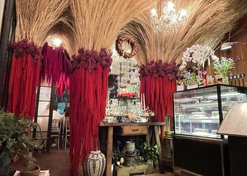 Floral Café at Napasorn in Bangkok, specialty coffee cafe
