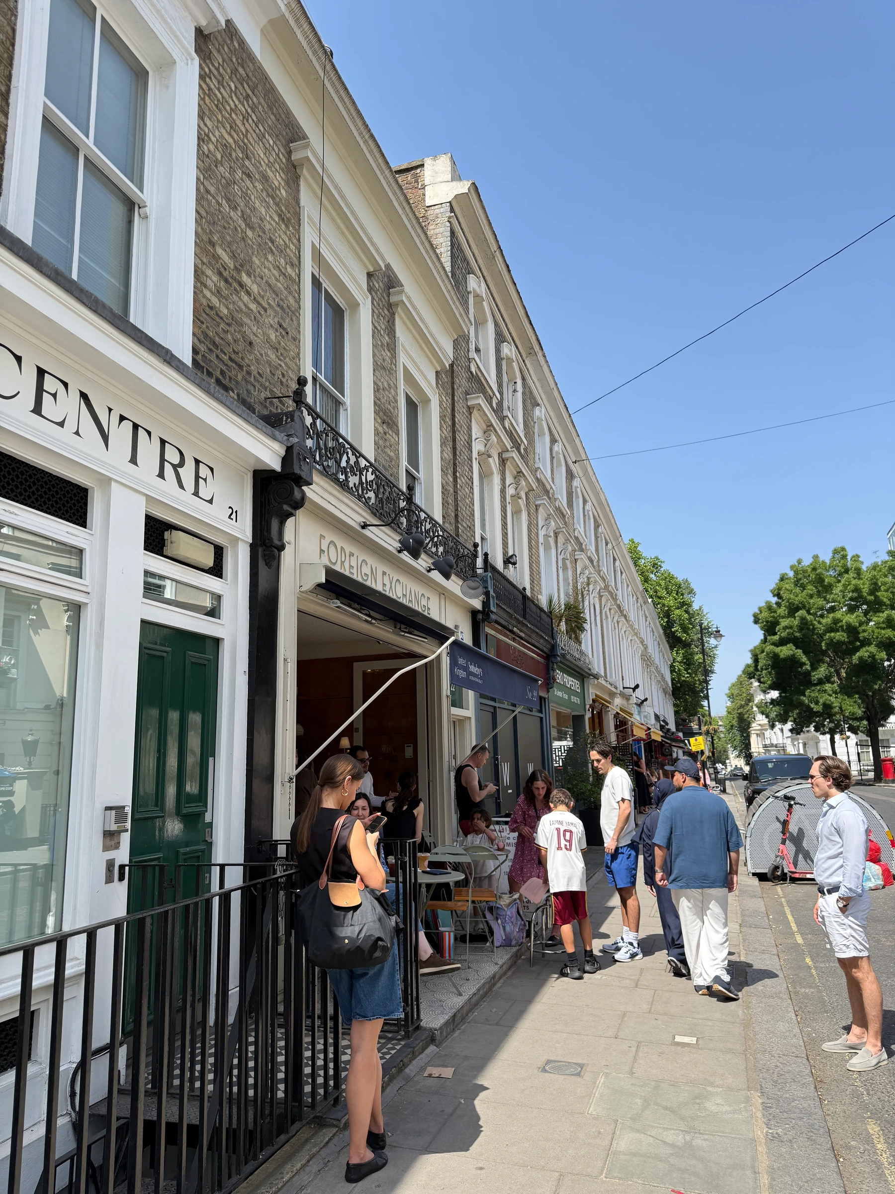 Foreign Exchange facade on Leinster Terrace W2