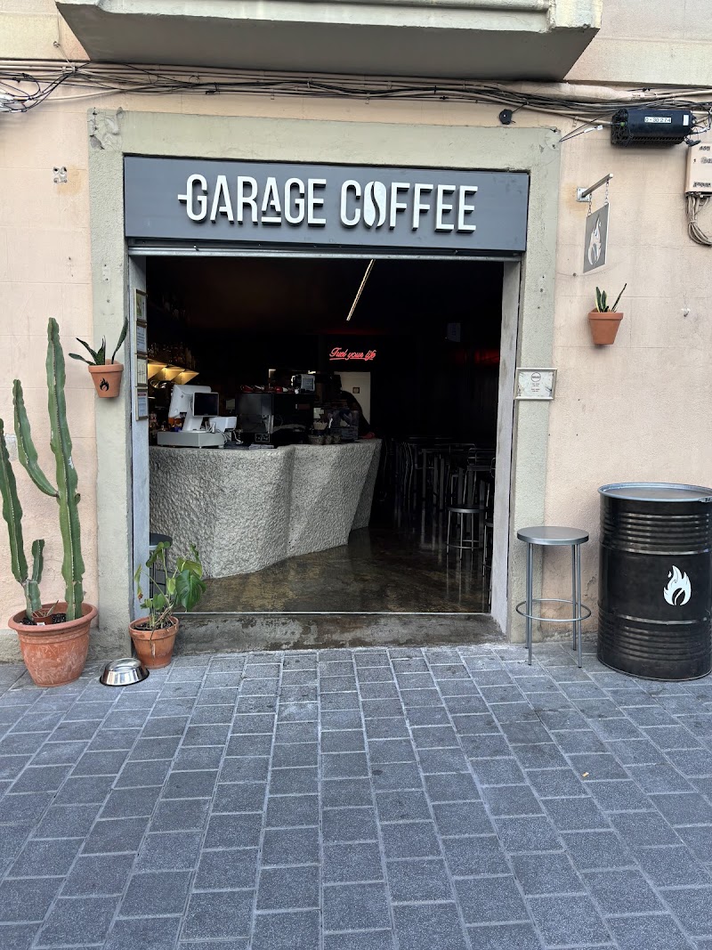 Garage Coffee in Barcelona — specialty coffee cafe