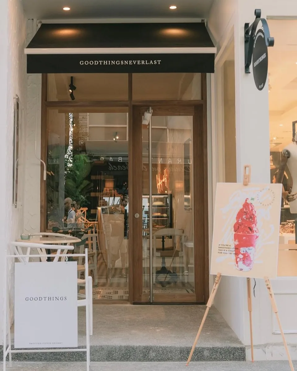 GOODTHINGS Cafe & Hotel