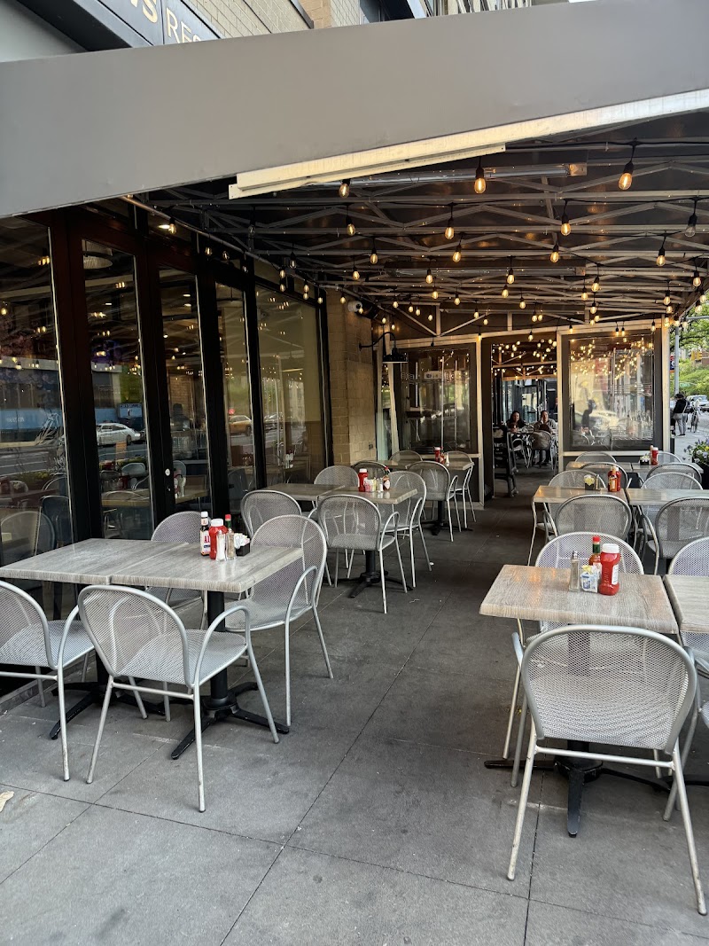 Gracie Mews Diner