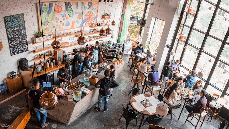 Greenr Cafe in Gurugram — specialty coffee cafe