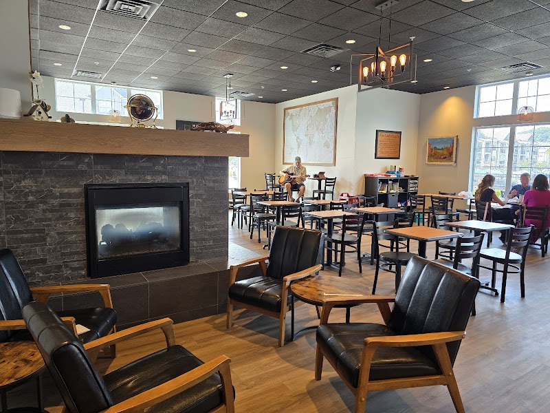 Gusto Coffee Shop in Kansas City — specialty coffee cafe