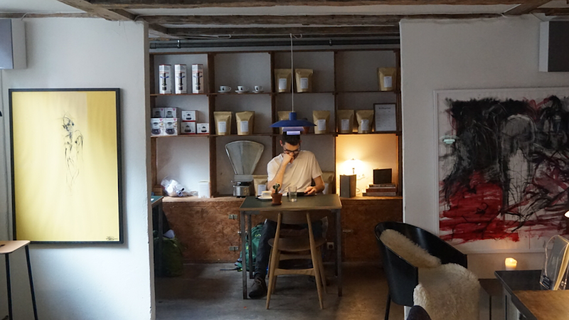 H A N S Coffee in Copenhagen — specialty coffee cafe