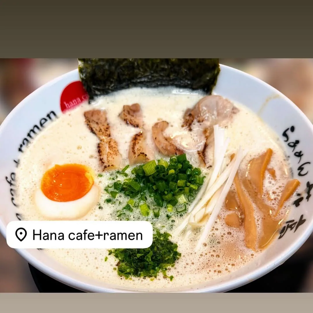hana cafe + ramen らあめん花亭 本店 (via instagram)