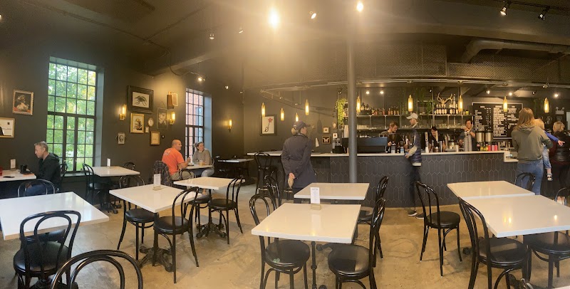 Hexe Coffee Co. in Chicago — specialty coffee cafe