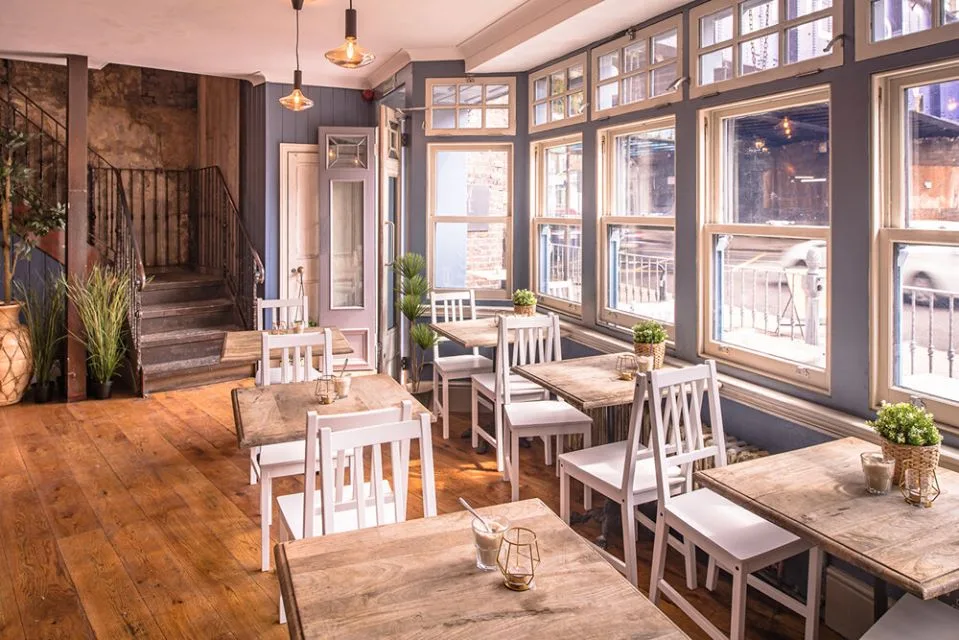 Hidden Coffee in London, specialty coffee cafe
