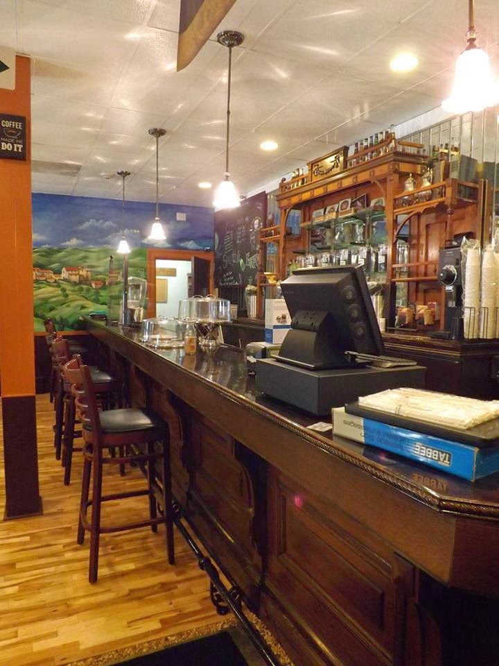 Hidden Manna Cafe in Chicago, specialty coffee cafe