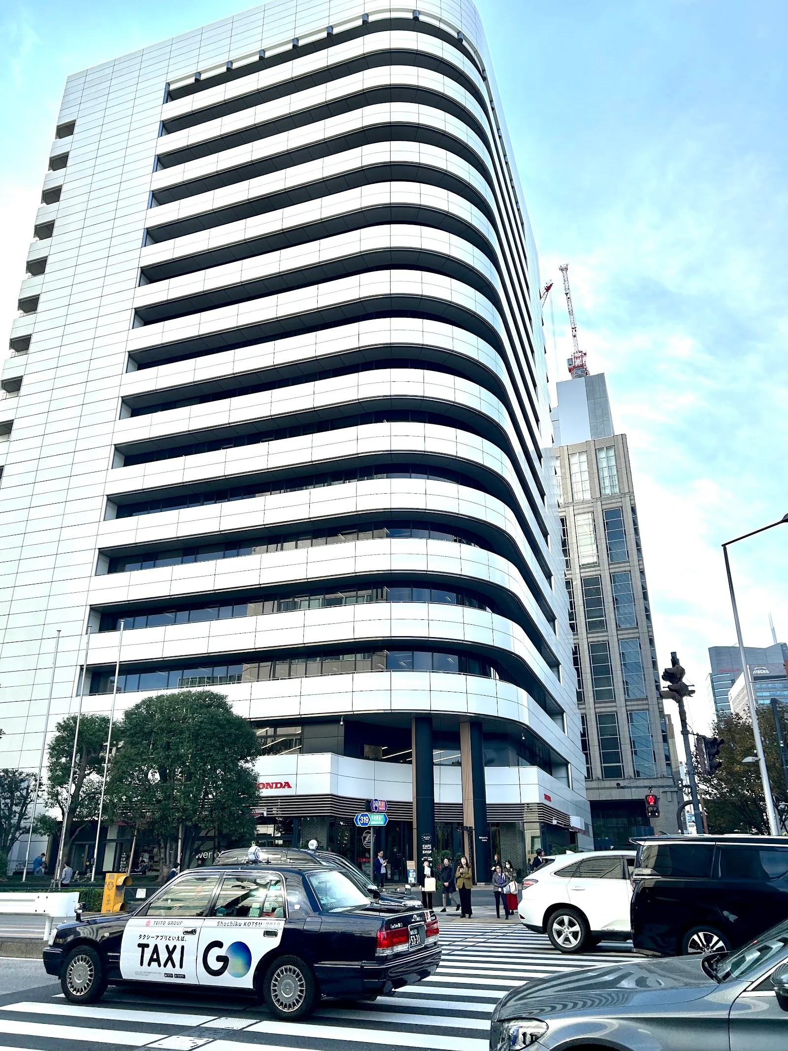Honda Welcome Plaza Aoyama in Tokyo, specialty coffee cafe