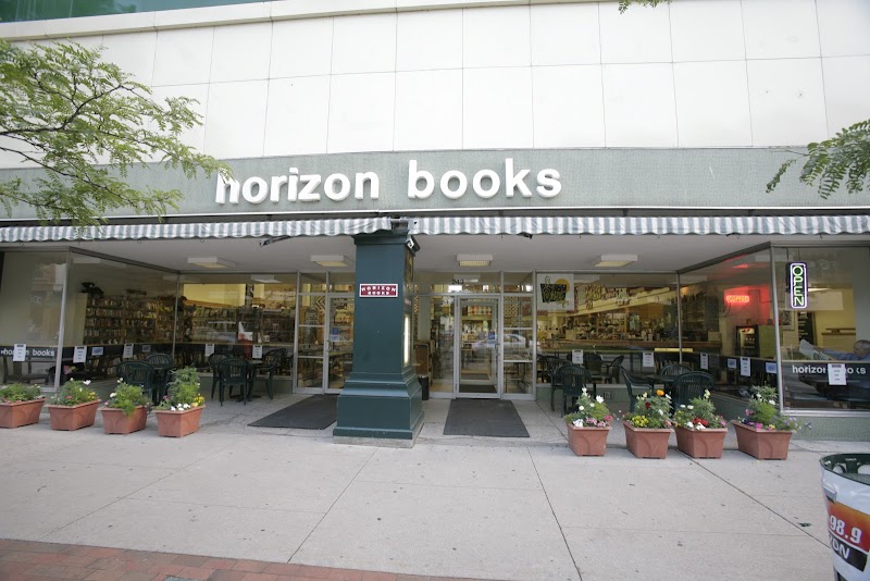 Horizon Books in Traverse City — specialty coffee cafe