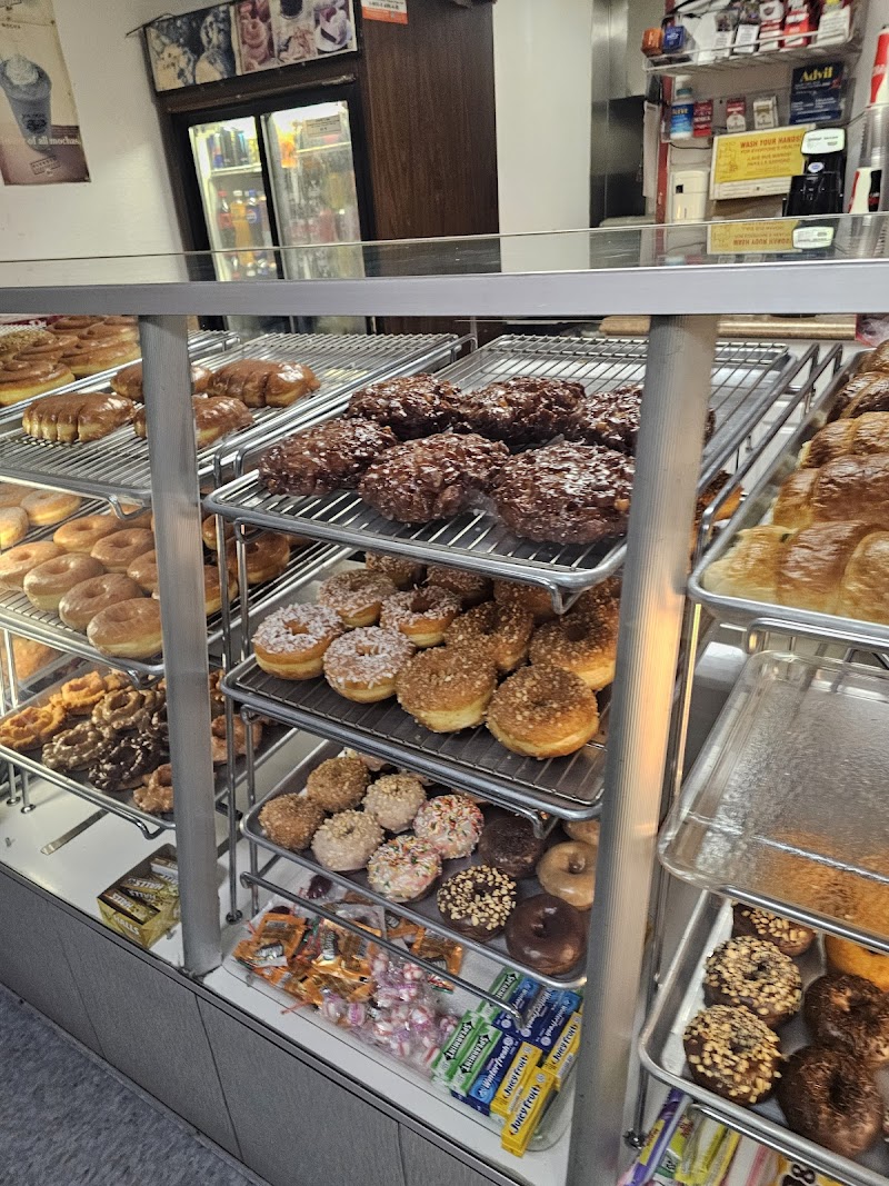 Howard's Donuts & Deli in San Bernardino, specialty coffee cafe