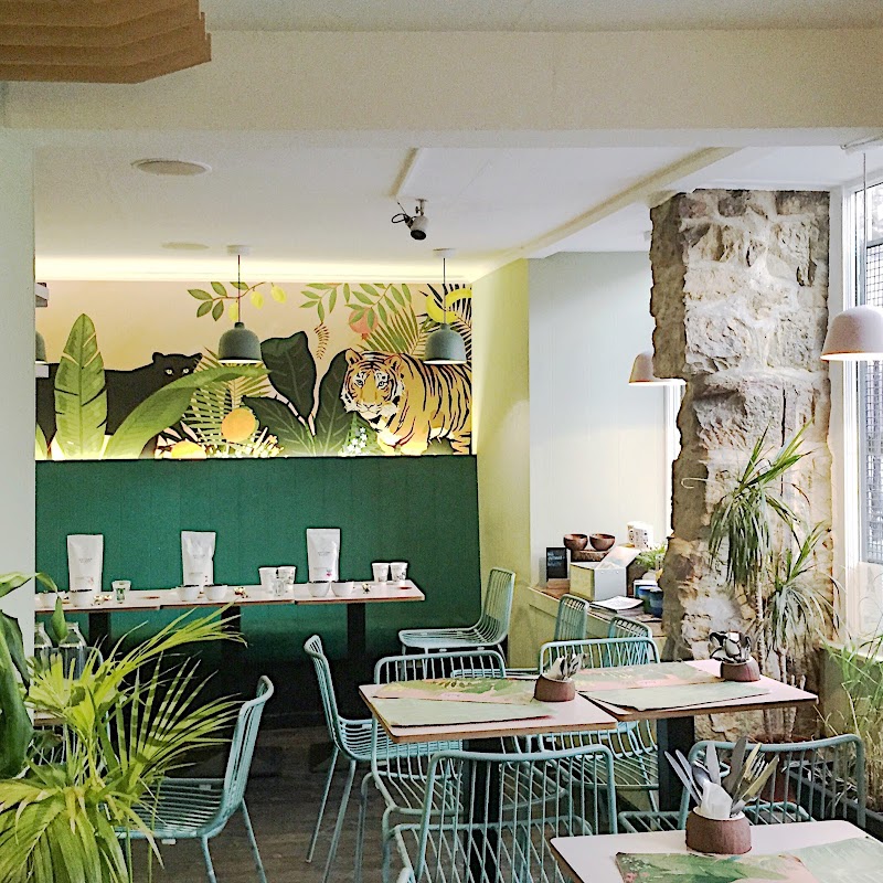 Hula Grassmarket in Edinburgh, specialty coffee cafe
