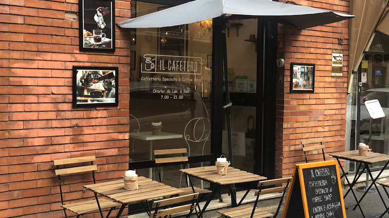 Il Cafetero Specialty Coffee Milan in Milan — specialty coffee cafe