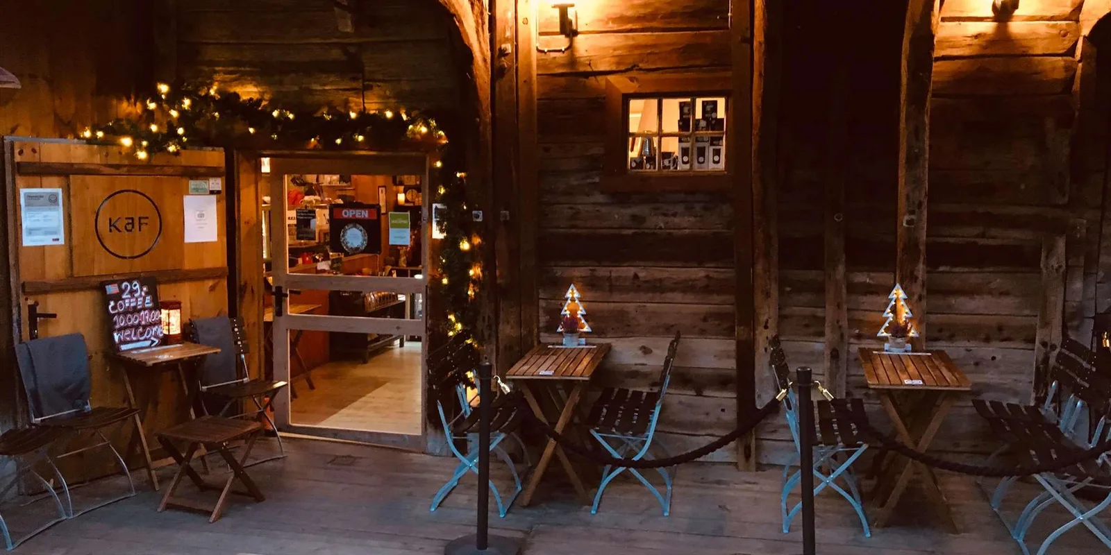 Kaf Kafe Bryggen in Bergen, specialty coffee cafe