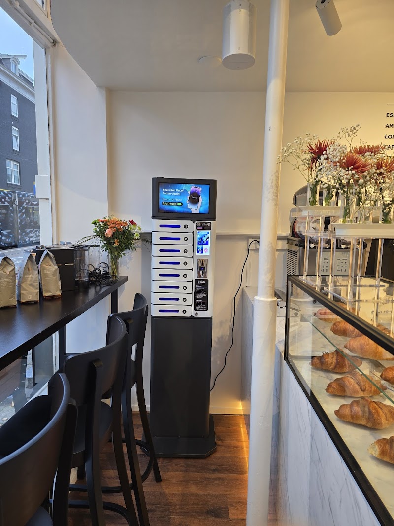 Kaldi Cafe' | Coffee & Tea Van Woustraat
