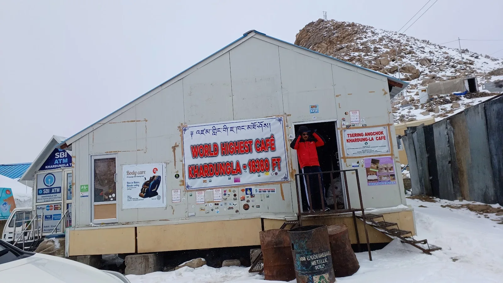 khardungla cafe, highest cafe in khardung la
