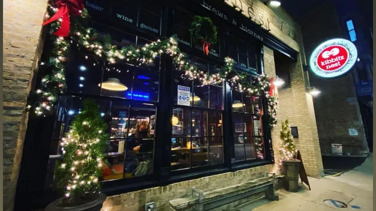 kibbitznest books, brews & blarney in Chicago, specialty coffee cafe