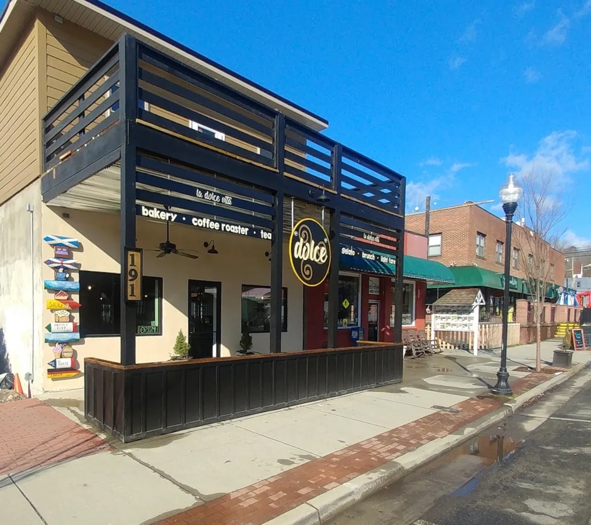 La Dolce Vita Bakery