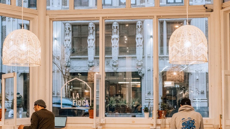 La Finca Café | Café, Marché Local Lunch De Quartier Dans La Région De Montréal in Montreal — specialty coffee cafe