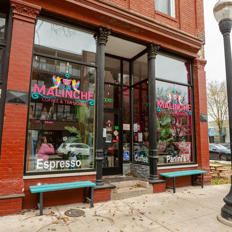 La Malinche Coffee & Tea House in Chicago, specialty coffee cafe