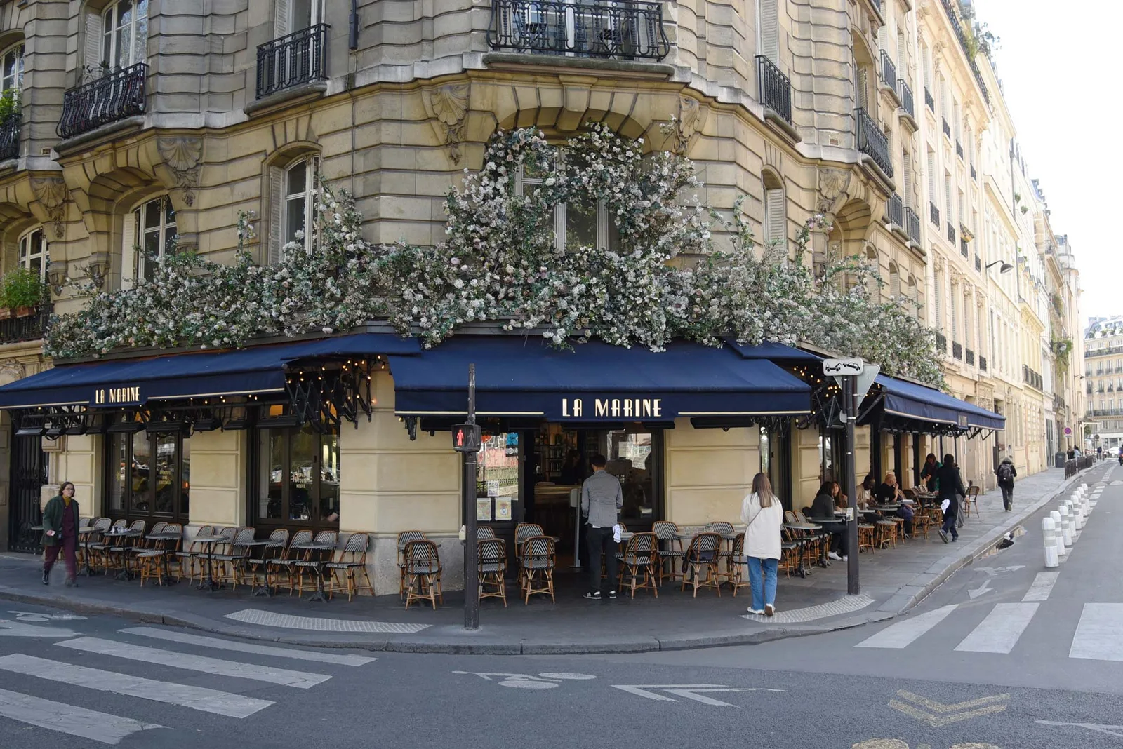 La Marine in Paris, specialty coffee cafe