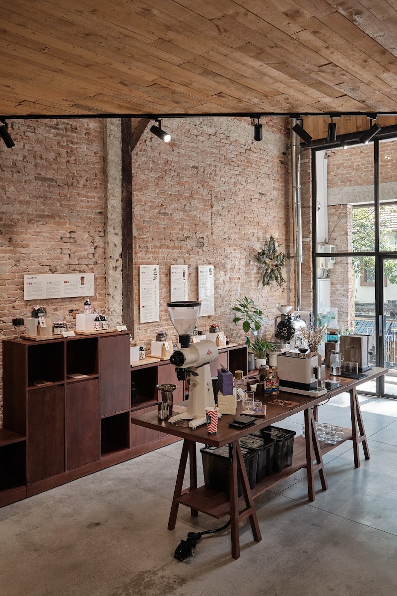 Lacàph Coffee Experiences Space 🇻🇳☕️ in Ho Chi Minh City — specialty coffee cafe