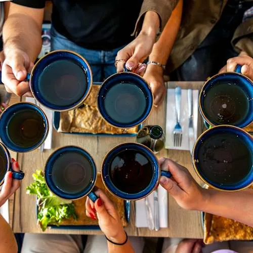 Le P'tit Breton | Lorette in Paris, specialty coffee cafe
