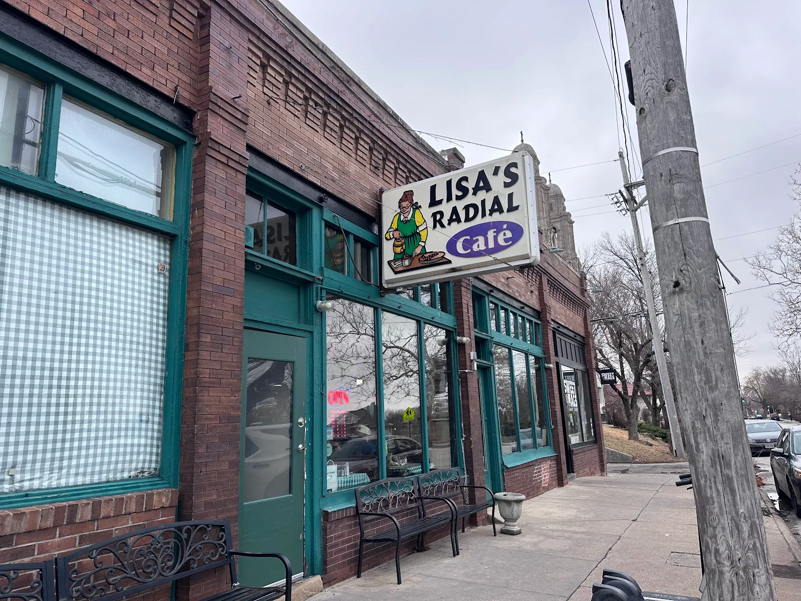 Lisa's Radial Cafe