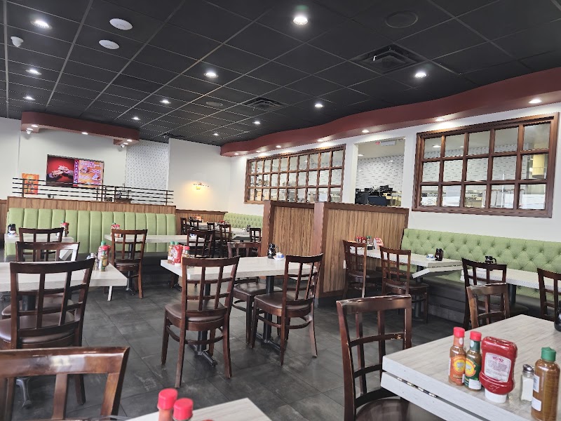 Loaded Cafe Restaurants Gardena in Los Angeles, specialty coffee cafe