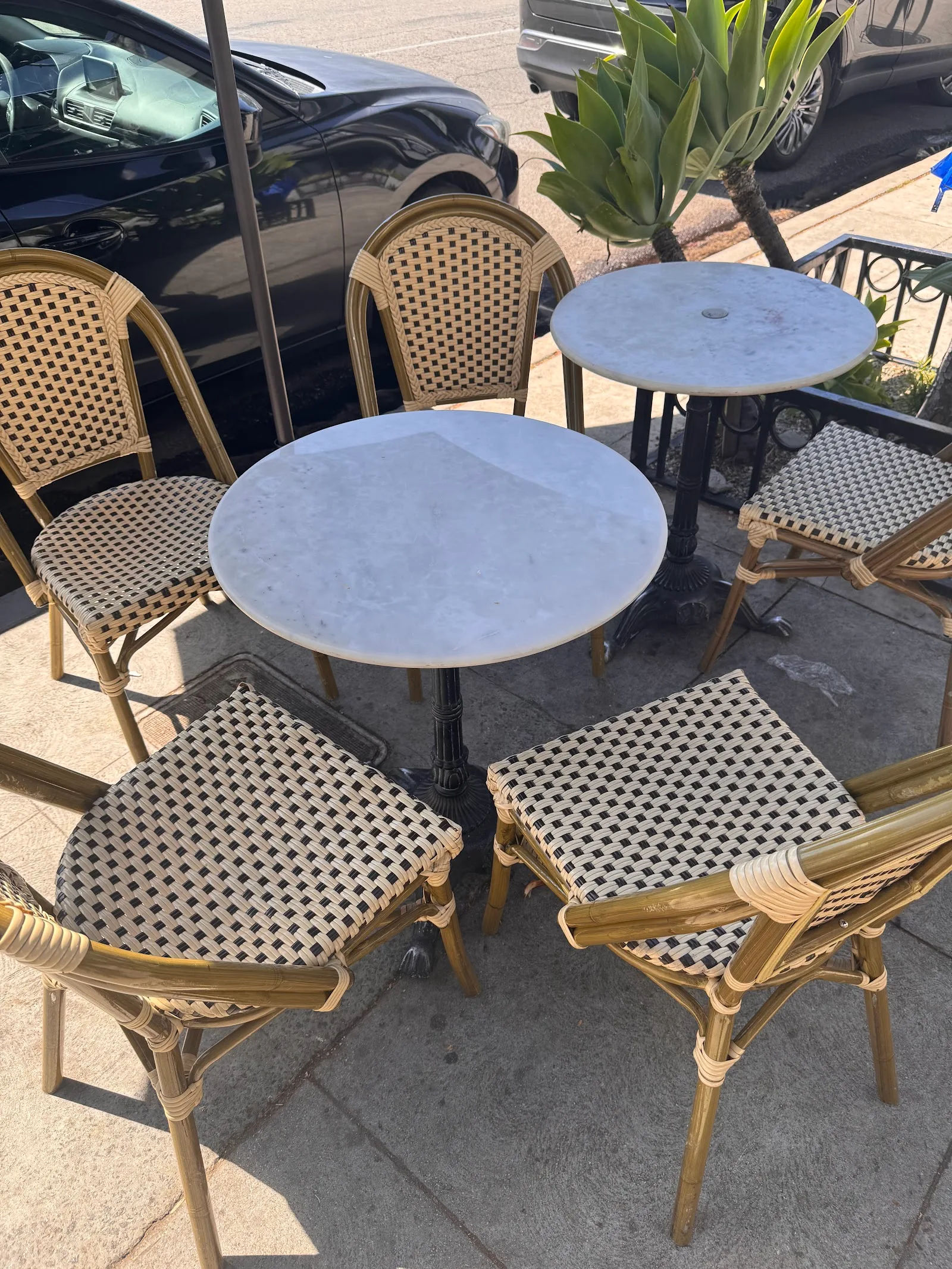 Lou, The French On The Block in Los Angeles, specialty coffee cafe