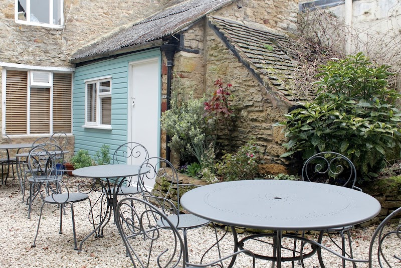 Lucy's Tearoom in Stow on the Wold — specialty coffee cafe