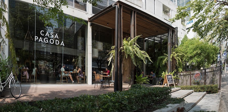 Luka Cafe in Bangkok, specialty coffee cafe