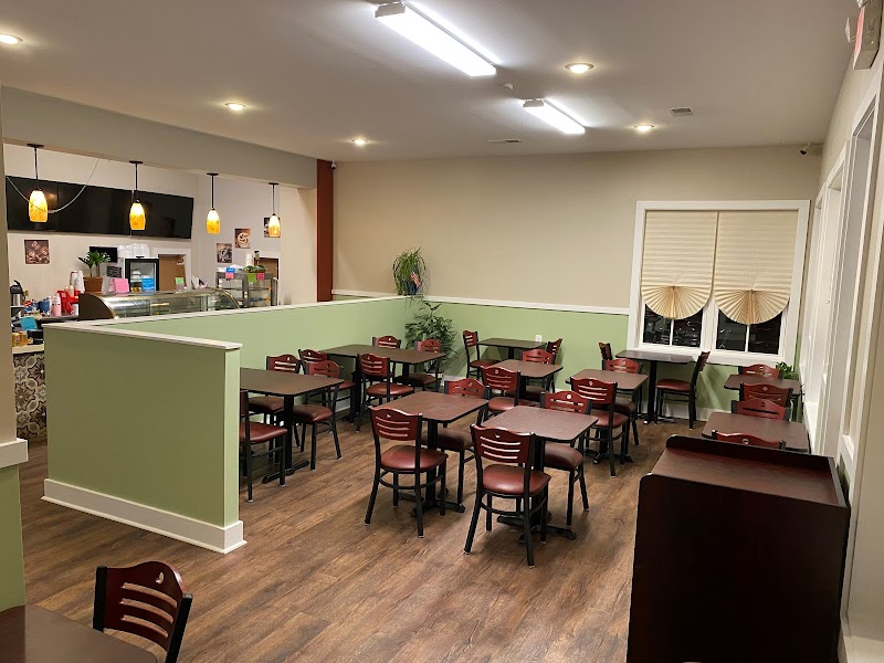 Lynette's Cuban Bakery and Cafe