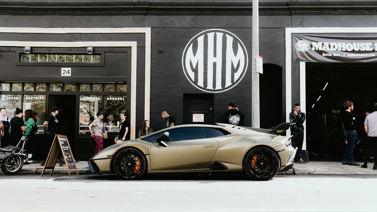 Madhouse Cafe in Boston, specialty coffee cafe