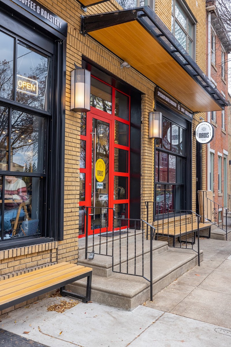 Madis Coffee Roasters in Philadelphia — specialty coffee cafe