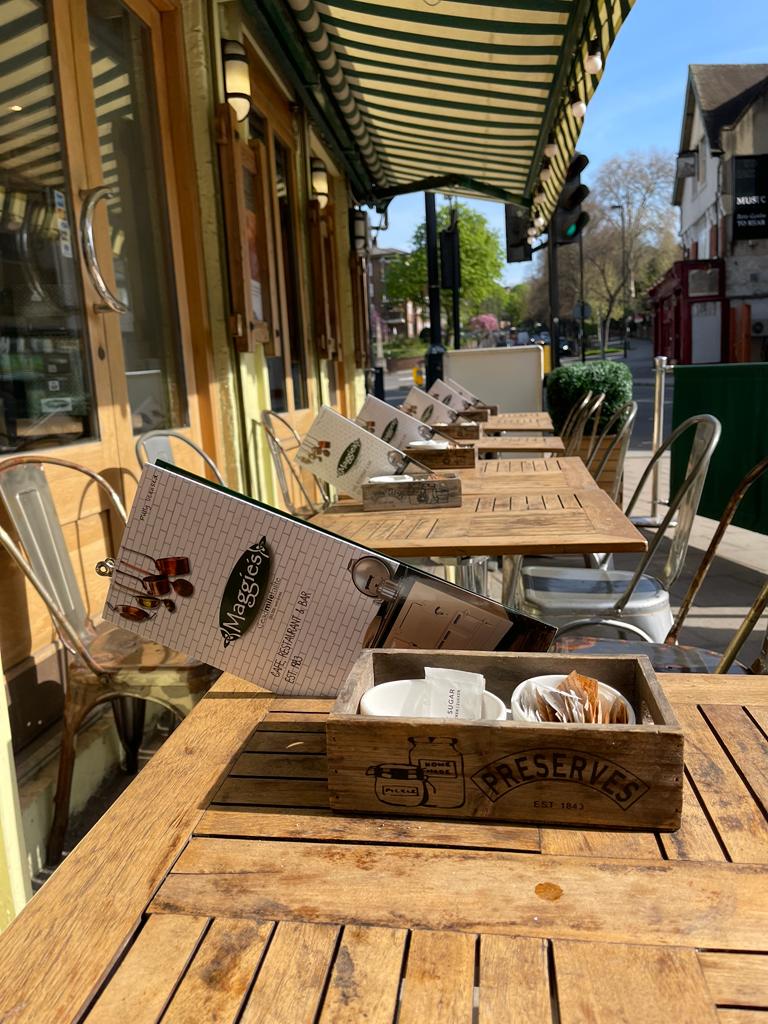 Maggies Cafe & Restaurant.