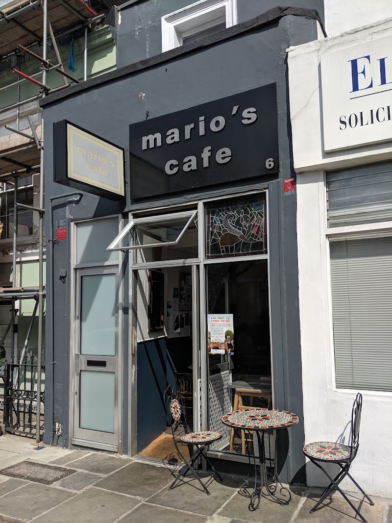 Marios Cafe
