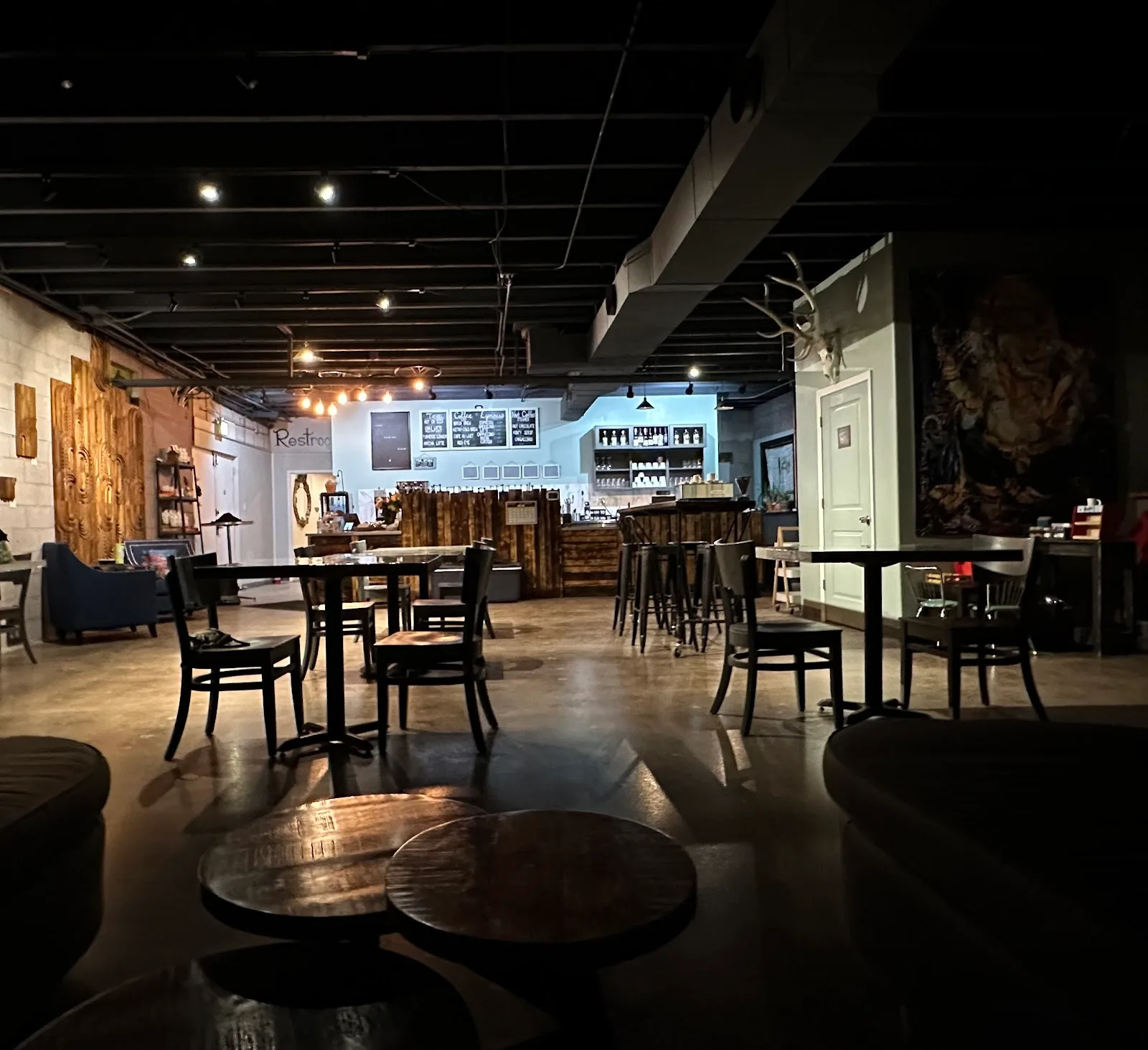 Mint & Serif in Lakewood — specialty coffee cafe