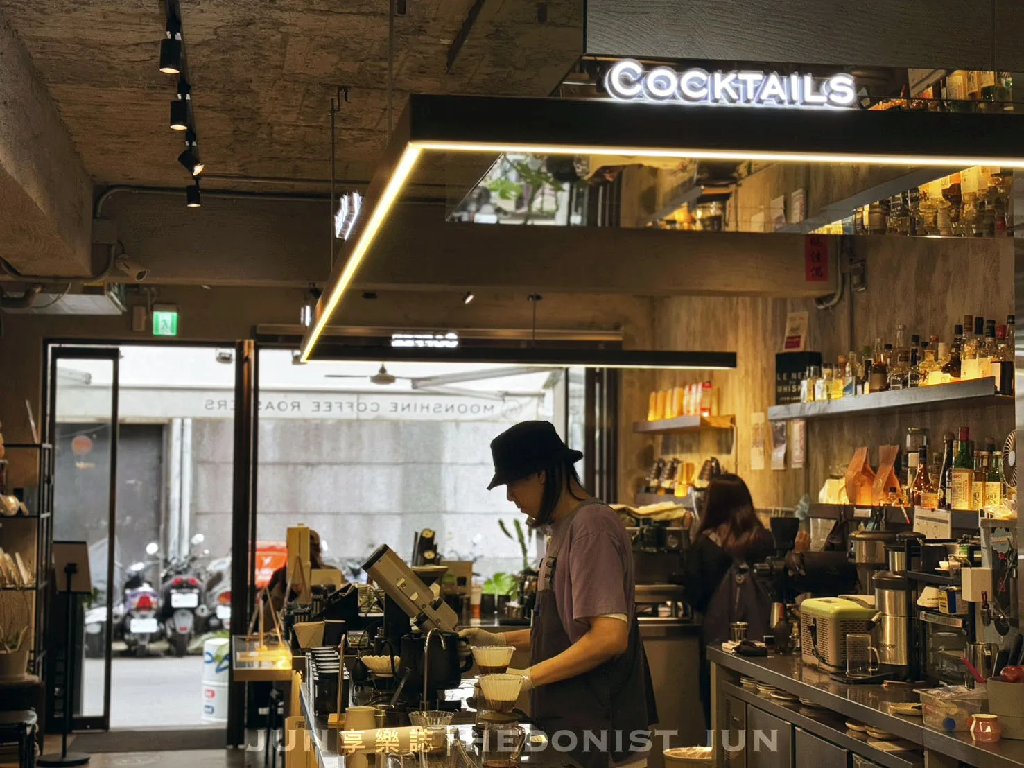 modern cocktail bar interior with bartender preparing drinks at counter., moonshine coffee roasters | 私釀咖啡商行 (敦南旗艦店), taipei