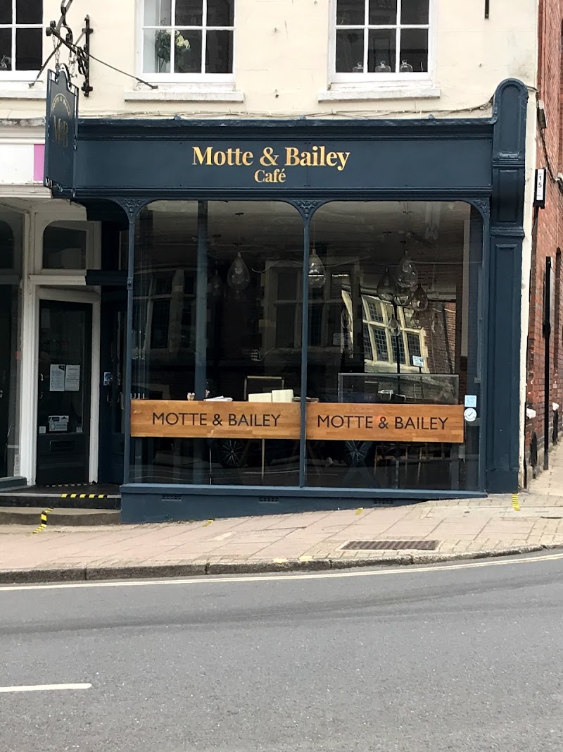 Motte & Bailey Cafe in Arundel — specialty coffee cafe