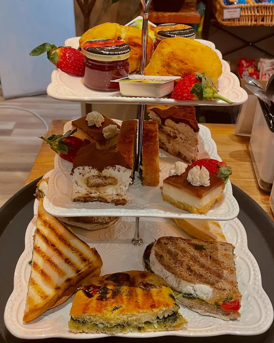 Nama Café and Cake House (via instagram)