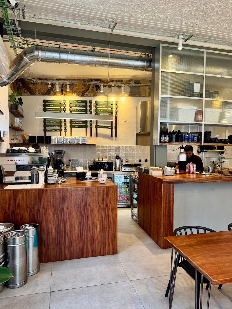 Neighbourhood Lisbon in Lisbon — specialty coffee cafe