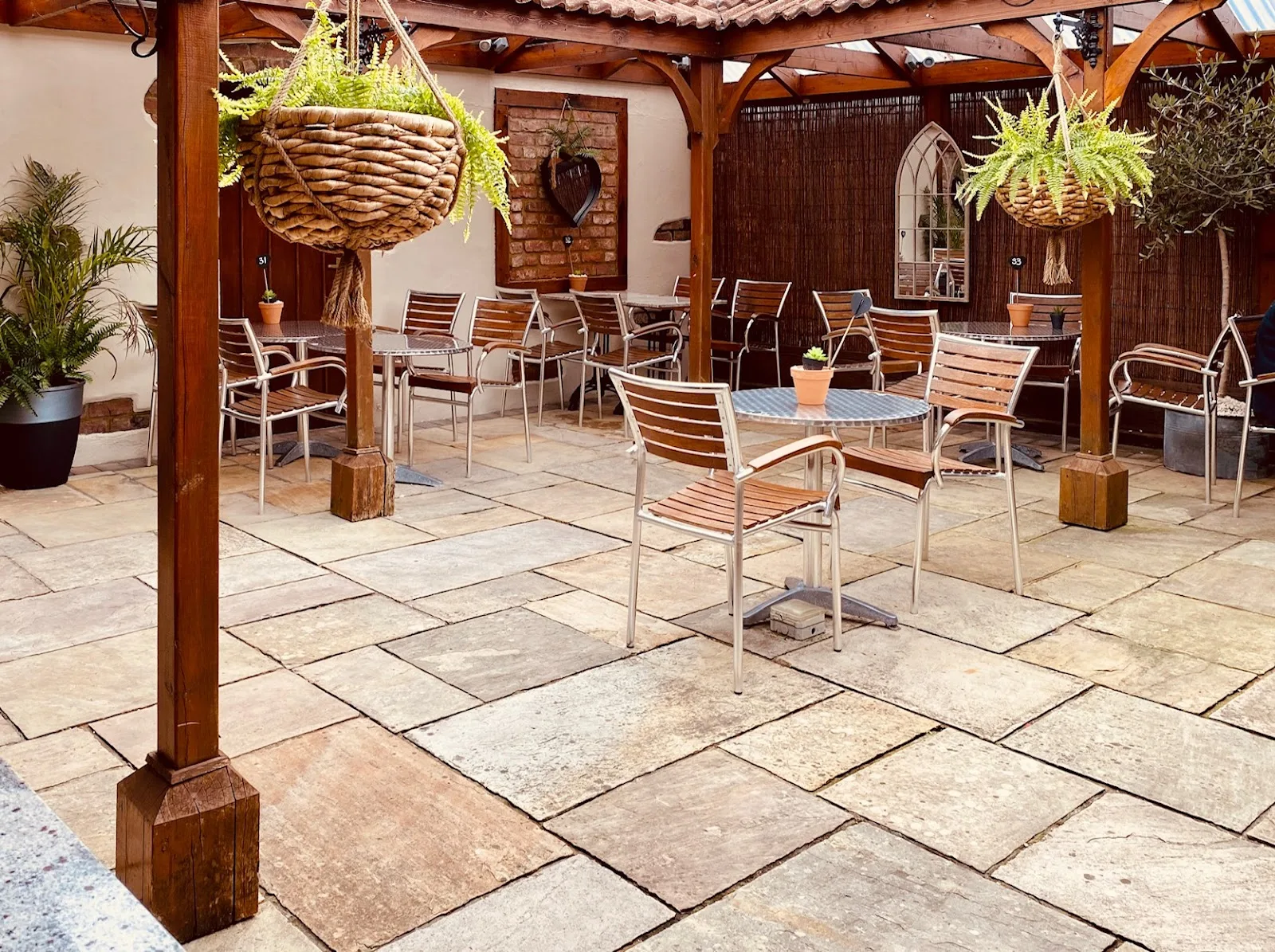 Nicholls Botanical Cafe